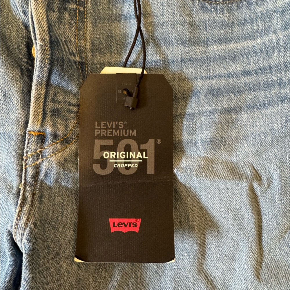 Levi's Premium 501 Original Cropped High Rise Straight Leg Jeans 29x26 NWT